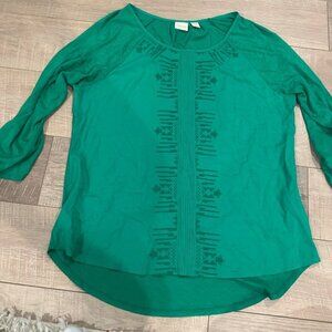 CHICOS SIZE 2 MEDIUM GREEN LIGHTWEIGHT BLOUSE SHIRT